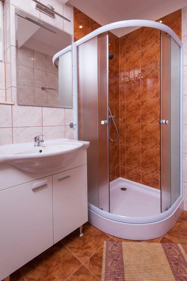 Apartmani Galija 皮萨克 外观 照片