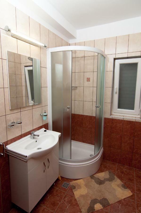 Apartmani Galija 皮萨克 外观 照片
