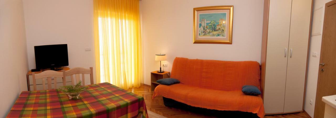Apartmani Galija 皮萨克 外观 照片